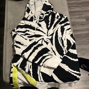 Fabletics side split pullover